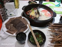 -钢管厂五区小郡肝串串香(通锦桥店)