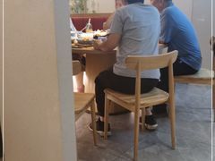 -蜜桃餐厅·伴山(绿宝广场店)