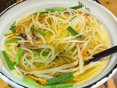 -蜗牛的家旅行主题云南菜餐厅.小酒馆(护国寺店)