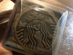 咖啡留心月饼-星巴克(西安旺座现代城店)