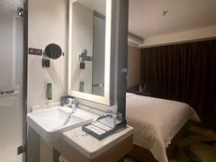 -兰州步行街希尔顿欢朋酒店