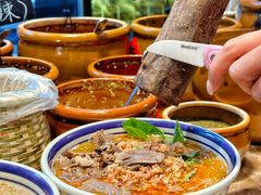 -云阿蛮云南生烫牛肉米线(奉贤路店)