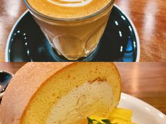Flat&nbsp;white&nbsp;-black rainbow coffee