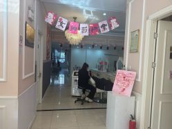 -Bollins波林丝•专研护发中心