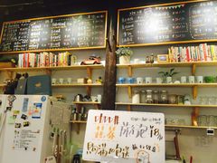 -猫的天空之城概念书店(杭州南宋御街店)