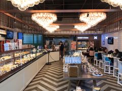 面包甜点陈列柜-牛角村(大族广场店)