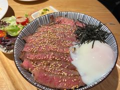 招牌牛排丼-橘酱餐厅