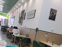 -汤小云火锅米线(钻汇广场店)