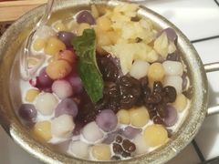 -贤合庄卤味火锅(济南泉城路店)