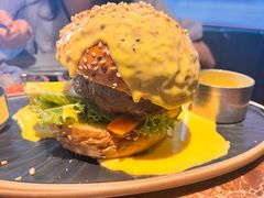 -Let'sBURGERplus·非常创意汉堡(三里屯店)
