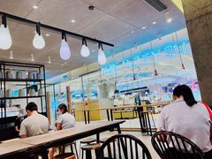 大堂-喜茶(深圳东门1234店)