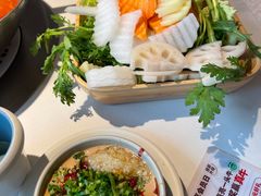 -左庭右院鲜牛肉火锅(京西大悦城店)