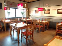 大堂-老佛爷炭火蛙锅直营(清滨路总店)