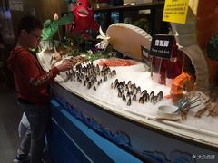 -领鲜活海鲜榴莲自助火锅(东门店)