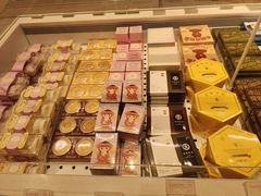 -好利来(上海长宁龙之梦店)