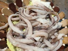鲜鱿鱼须-憨石匠鲜菜土火锅(昆都店)
