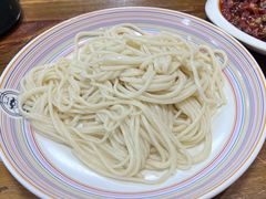 -歹歹的加个面过油肉拌面