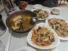 -旅宁大酒店