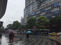 -日月光中心广场