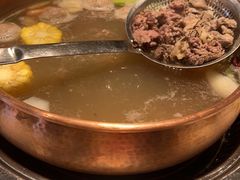 -牛村来人潮汕牛肉火锅(西单店)