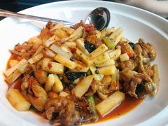 香辣紫苏牛蛙-凤凰湘语·湘粤鲜融(浦东旗舰店)