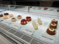 -潮一不贰·法式甜品·生日蛋糕·西式简餐(外滩店)