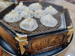 灌汤包-西安贾三灌汤包·回坊小吃·清真炒菜(北院门总店)