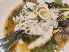 -绿草地·湘菜(7mall店)