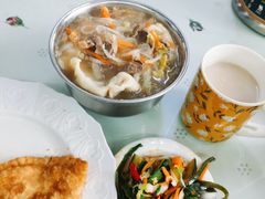 -敖特尔布里亚特美食坊(世纪花苑店)