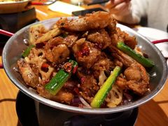 干锅牛蛙-莲餐厅·湖北菜·藕汤老手艺(愚园路店)
