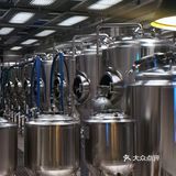 南京新店|把酿酒厂搬进店里的金属工业风精酿酒馆