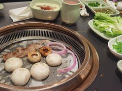 -梨花甄选自助烤肉(小寨原力场店)