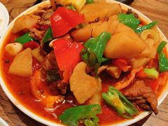 特色大盘鸡-阿里家·新疆烤肉酒場 by MIG