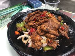 铁板烤肉-新安江奶酸菜鱼(总店)