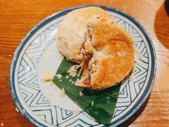 玫瑰鲜花饼-云海肴·汽锅鸡·云南菜(天山百盛优客店)