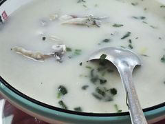 -美顺香食府鱼头老店(雪野湖店)