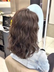 -HG美发设计沙龙