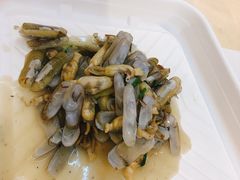 -盒马鲜生(丁香国际店)