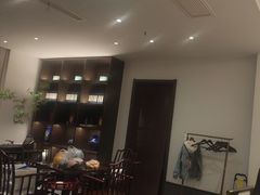 -梅花香里大酒店(郁金香路店)