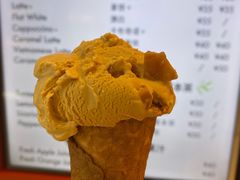 焦糖海盐冰淇淋-LUNEURS月乐诗·法式冰淇淋(北外滩来福士广场店)