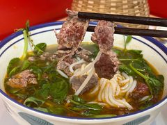 -窄巷口生烫牛肉米线(客村店)