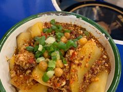 -马路边边串串香形象店(磐石路店)
