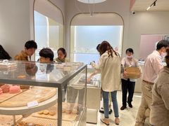 面包甜点陈列柜-好利来(七宝领展广场店)