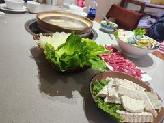 -四点金粥底火锅(沂州里店)