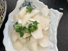 -撒拉人家.酸菜牦牛肉火锅