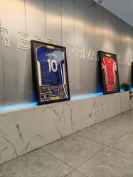 -PE SALON
