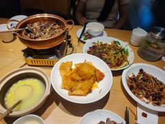 -关东小磨东北菜(上海长风大悦城店)