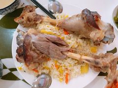 手足情深-民杨抓饭(柏香苑店)