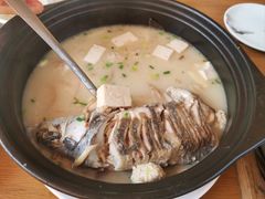 -土砂锅生态山庄·非遗砂锅雅鱼
