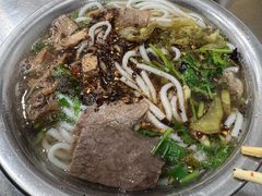 -花溪牛肉粉(八鸽岩店)